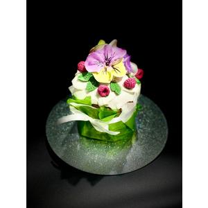 Кулич Пасхальный с малиной и заварным кремом 1шт